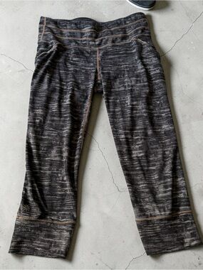 Athleta Cropped Leggings Medium | Gray Space Dye Workout Pants Leggings